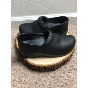 Dansko Professional Black Oiled Clog Size 37